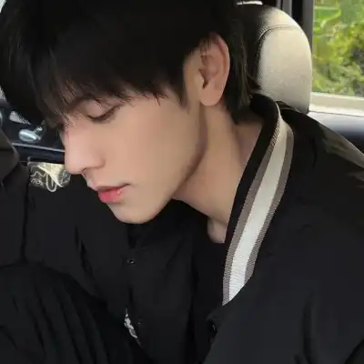 闻皎月 闻皎月